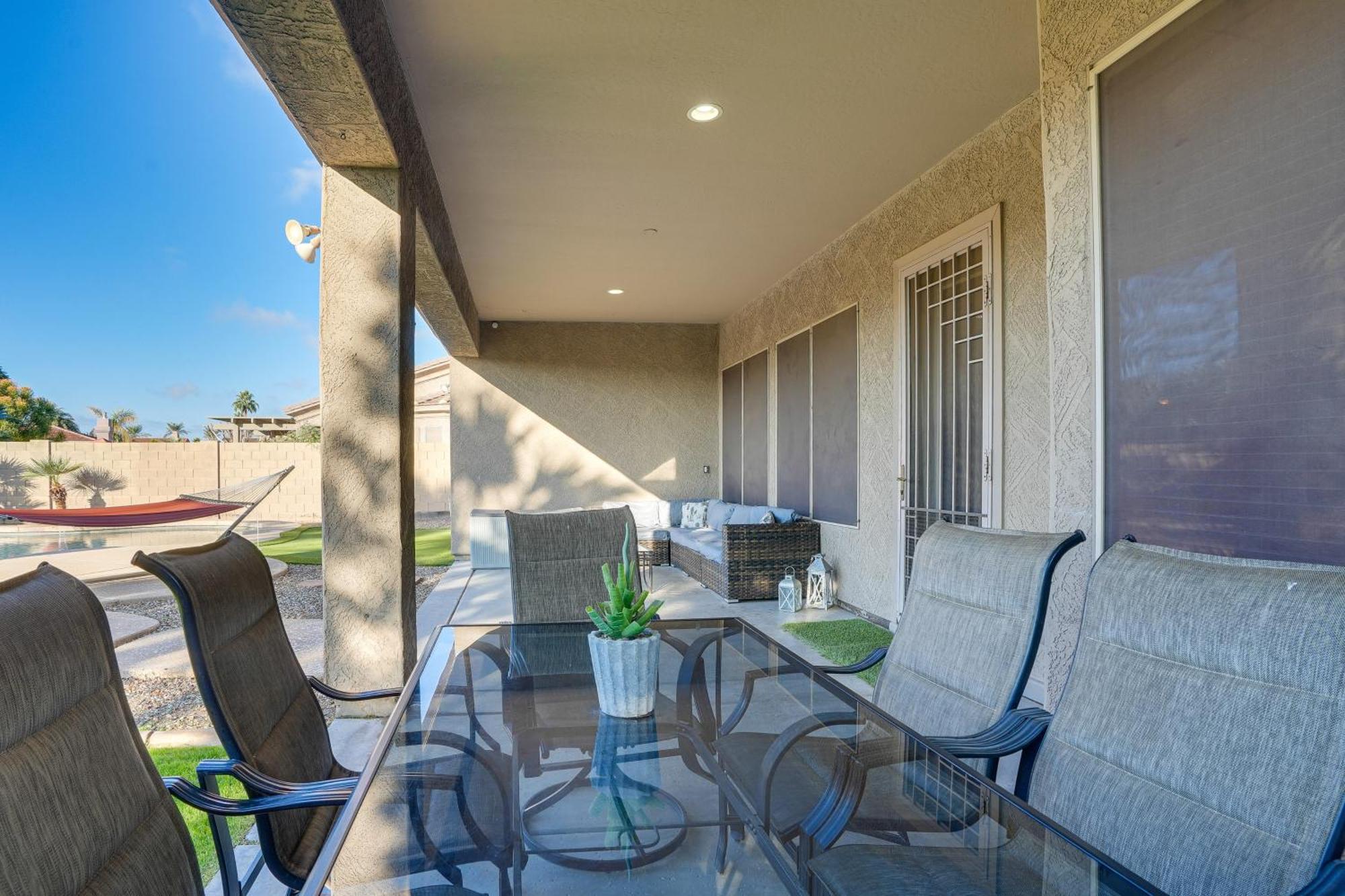 Goodyear Group Getaway With Pool And Putting Green Exterior photo